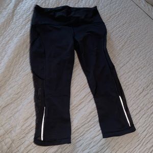 Lulu lemon cropped mesh leggings